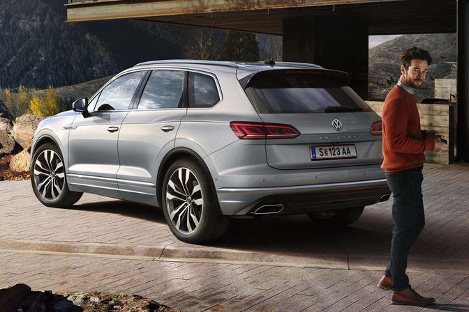 Volkswagen Touareg в Автодім Атлант Дніпро