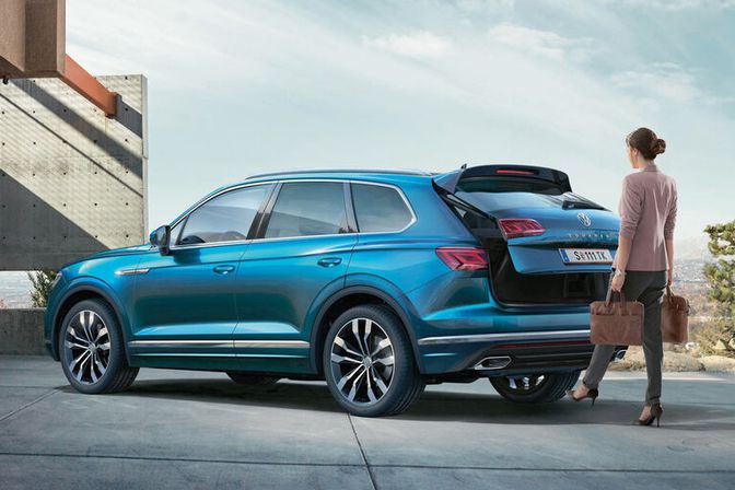 Volkswagen Touareg в Автодім Атлант Дніпро